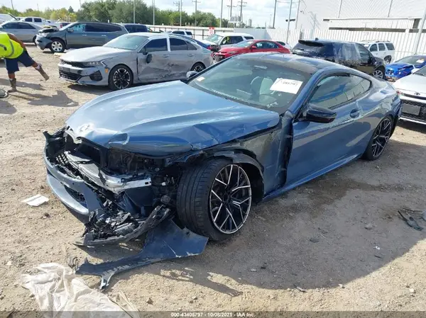 WBSAE0C00NCH58908 2022 BMW M8 - Image 2