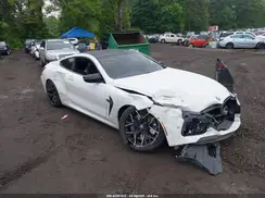 WBSAE0C05NCH11812 2022 BMW M8
