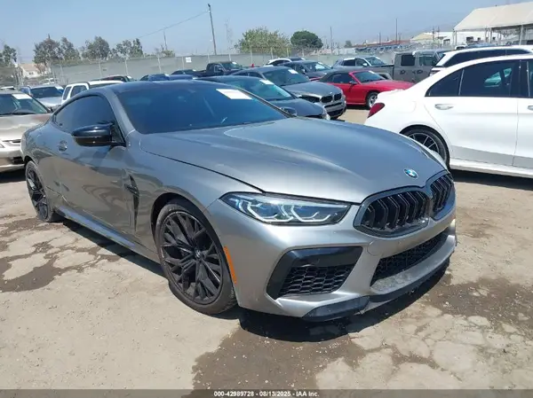 WBSAE0C05NCH30649 2022 BMW M8
