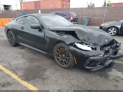 WBSAE0C09NCJ35543 2022 BMW M8