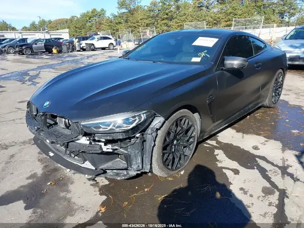 WBSAE0C0XLCD94929 2020 BMW M8 - Image 2