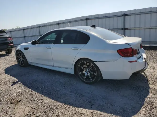 WBSFV9C57GG343549 2016 BMW M5 - Image 2