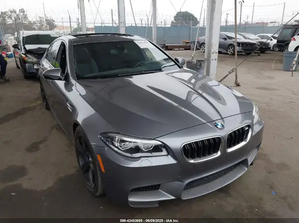 WBSFV9C5XGD595572 2016 BMW M5 - Image 1