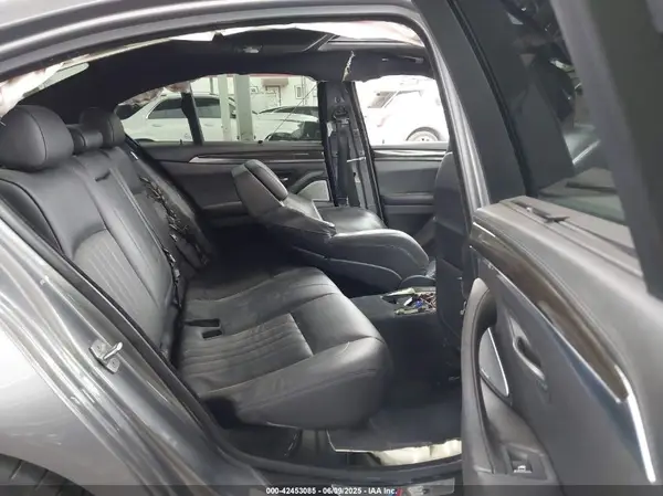 WBSFV9C5XGD595572 2016 BMW M5 - Image 8
