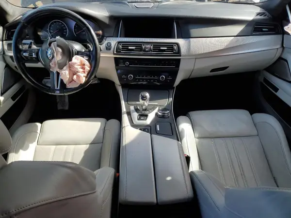 WBSFV9C5XGG343190 2016 BMW M5 - Image 8