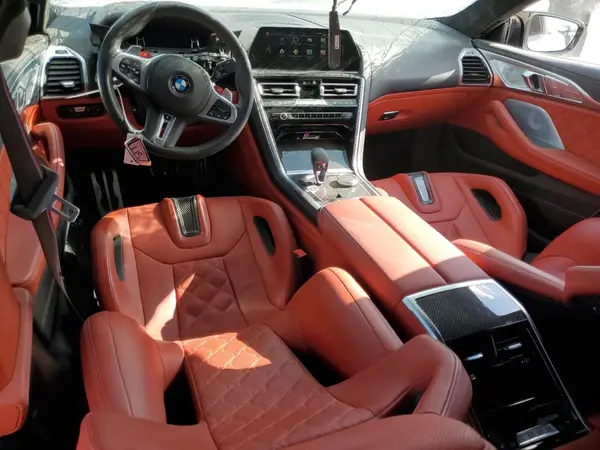 WBSGV0C00NCH18306 2022 BMW M8 - Image 8