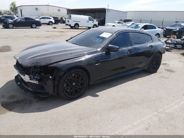 WBSGV0C00RCN22532 2024 BMW M8 - Image 2