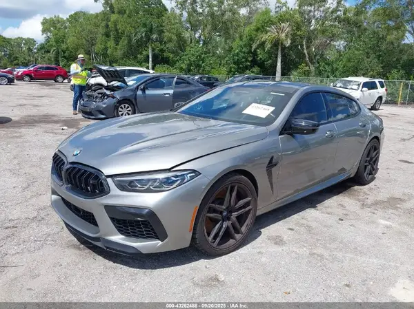 WBSGV0C01MCF60475 2021 BMW M8 - Image 2