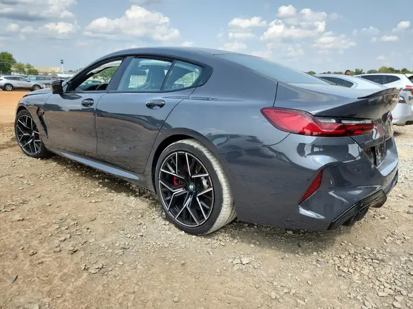 WBSGV0C02NCJ22692 2022 BMW M8 - Image 2
