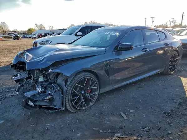 WBSGV0C03NCH16601 2022 BMW M8