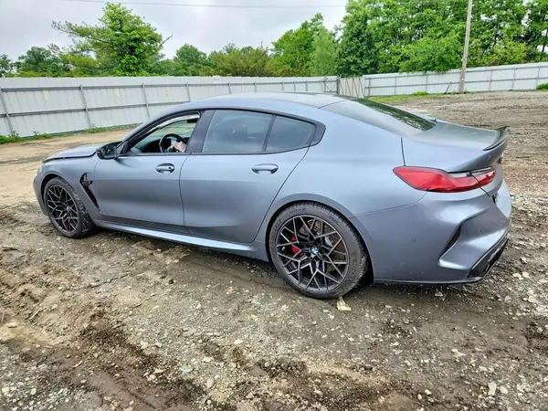 WBSGV0C03NCJ88216 2022 BMW M8 - Image 2