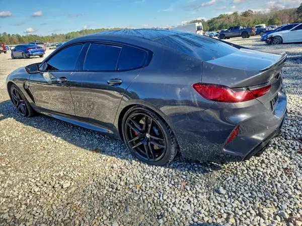 WBSGV0C04NCH55553 2022 BMW M8 - Image 2