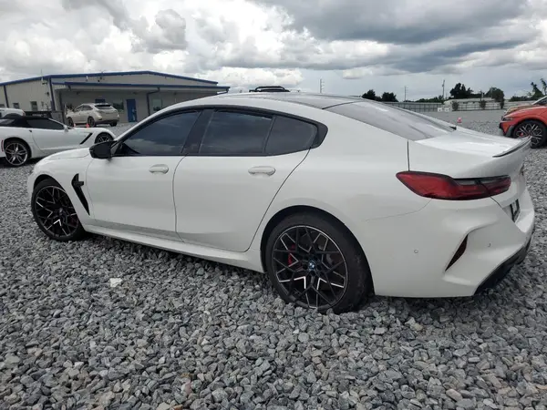 WBSGV0C04SCS64036 2025 BMW M8 - Image 2