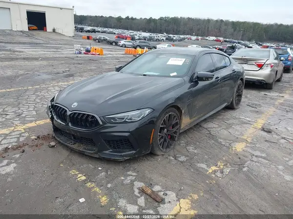 WBSGV0C06PCL37737 2023 BMW M8 - Image 2