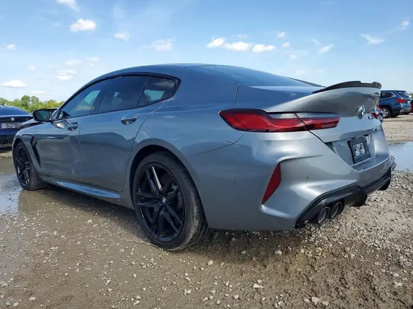 WBSGV0C06SCT93976 2025 BMW M8 - Image 2