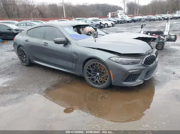 WBSGV0C07MCF55040 2021 BMW M8 - Image 1
