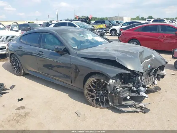 WBSGV0C07RCN56063 2024 BMW M8