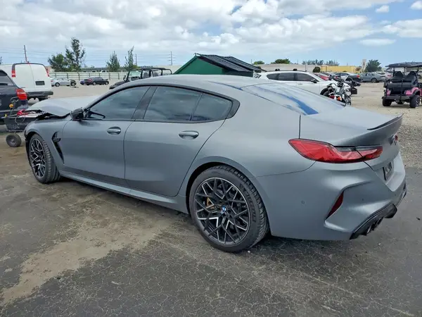 WBSGV0C07SCV33680 2025 BMW M8 - Image 2