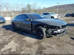 WBSGV0C08MCF18918 2021 BMW M8