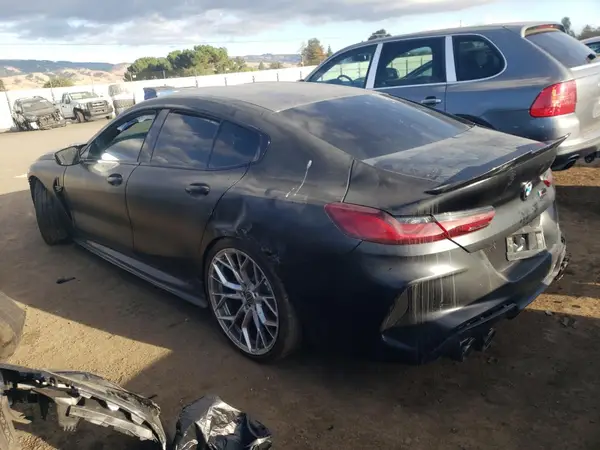 WBSGV0C08NCJ24799 2022 BMW M8 - Image 2