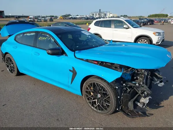 WBSGV0C08PCK98424 2023 BMW M8