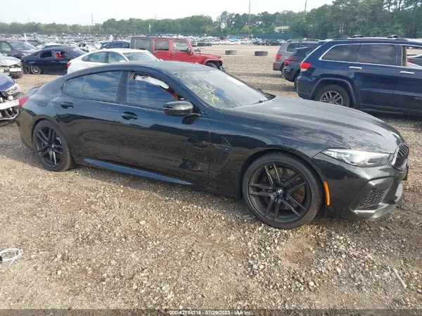 WBSGV0C09NCH48355 2022 BMW M8