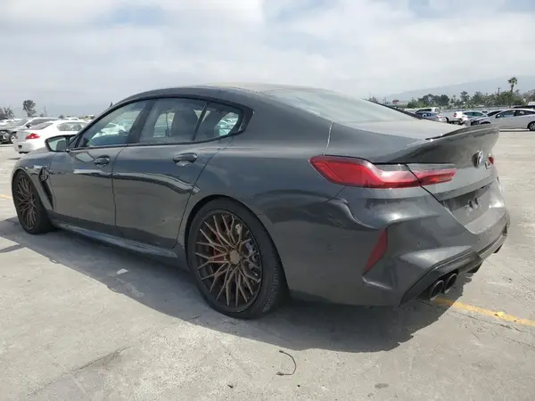 WBSGV0C0XNCJ05560 2022 BMW M8 - Image 2