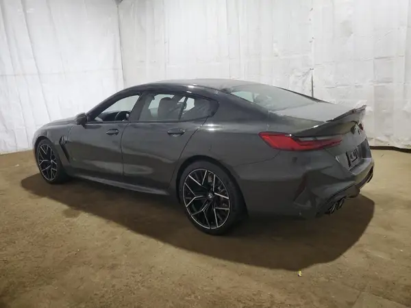 WBSGV0C0XSCU83020 2025 BMW M8 - Image 2