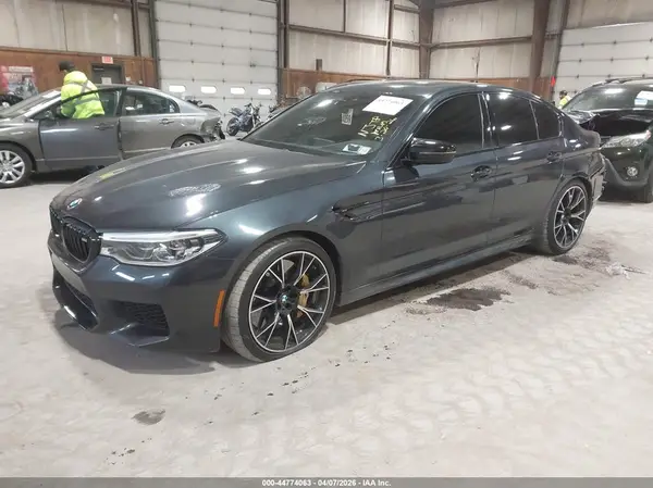 WBSJF0C00LCE42886 2020 BMW M5 - Image 2