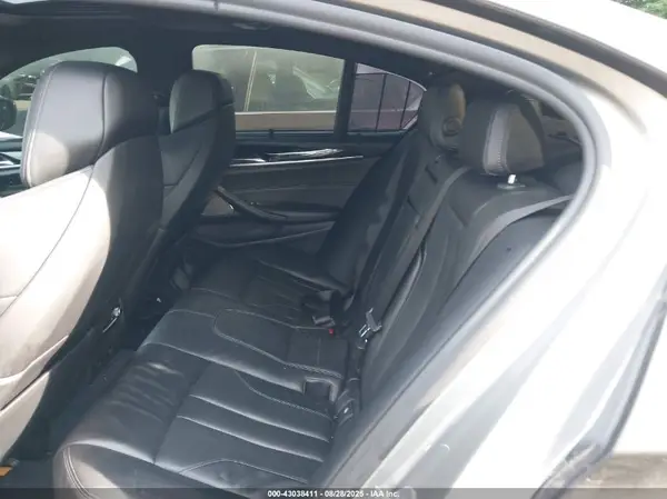 WBSJF0C50JB282164 2018 BMW M5 - Image 8