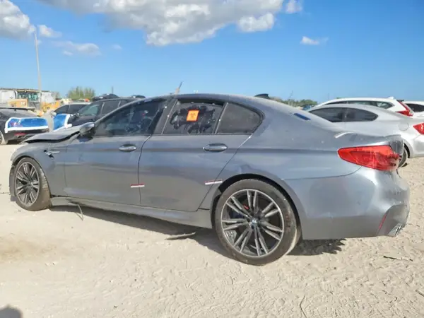 WBSJF0C50JB282780 2018 BMW M5 - Image 2