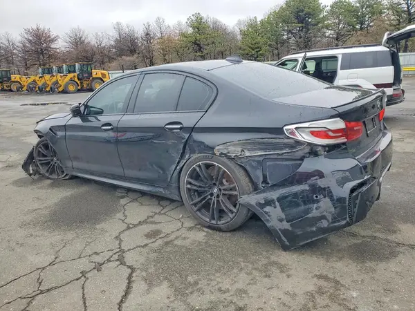 WBSJF0C50JB283038 2018 BMW M5 - Image 2