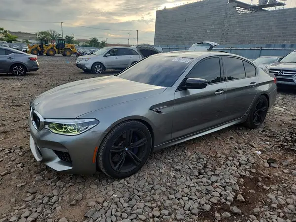 WBSJF0C50JB283413 2018 BMW M5 - Image 1
