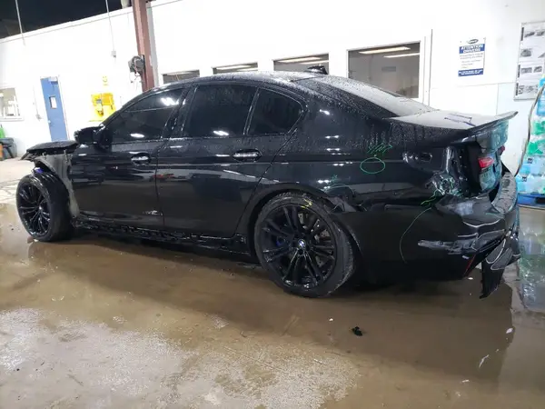 WBSJF0C51JB282271 2018 BMW M5 - Image 2
