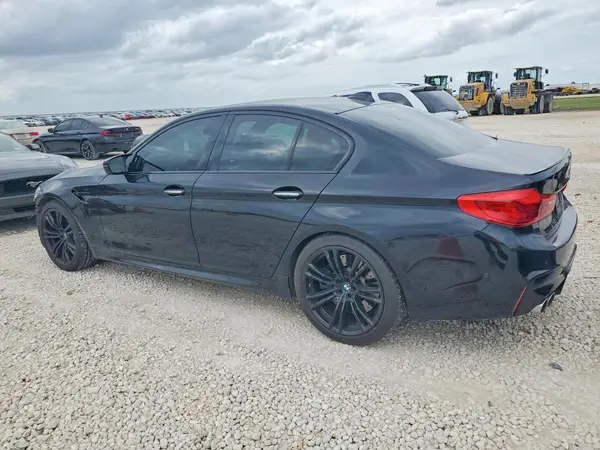 WBSJF0C51JB284053 2018 BMW M5 - Image 2