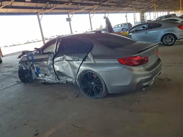 WBSJF0C51JB284098 2018 BMW M5 - Image 2