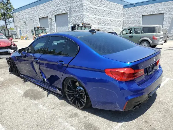 WBSJF0C51KB285706 2019 BMW M5 - Image 2