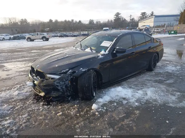 WBSJF0C51KB447575 2019 BMW M5 - Image 2