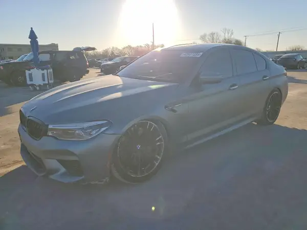 WBSJF0C52JB282425 2018 BMW M5 - Image 1