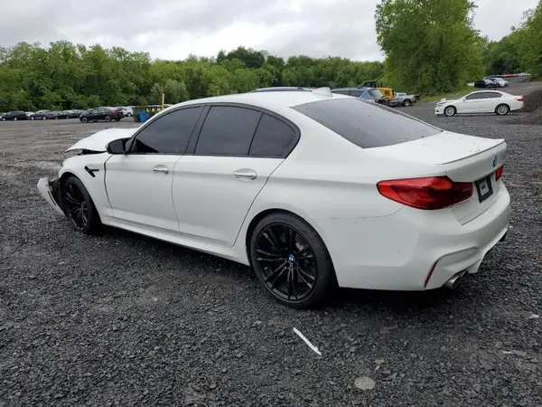 WBSJF0C52JB283929 2018 BMW M5 - Image 2