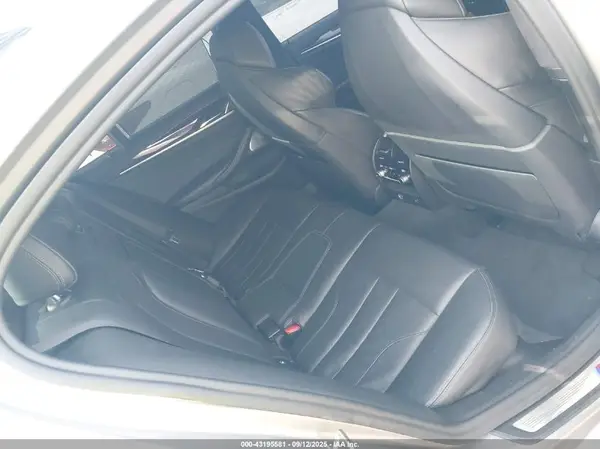 WBSJF0C52KB285746 2019 BMW M5 - Image 8