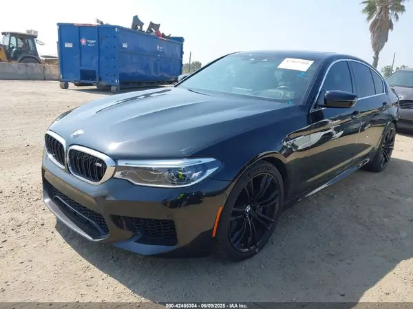 WBSJF0C52KB447472 2019 BMW M5 - Image 2