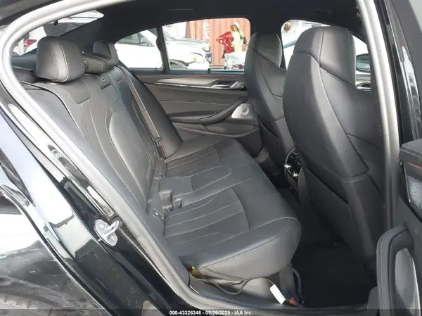 WBSJF0C52KB448251 2019 BMW M5 - Image 8