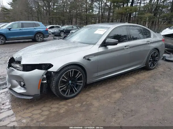 WBSJF0C53JB282174 2018 BMW M5 - Image 2