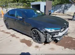 WBSJF0C54JB283818 2018 BMW M5