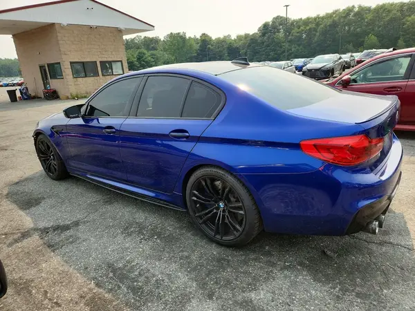 WBSJF0C55JB282189 2018 BMW M5 - Image 2