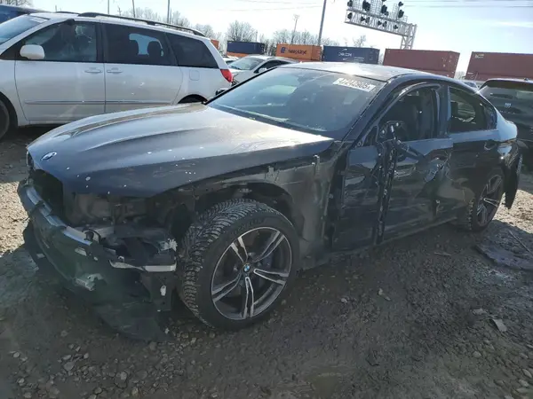 WBSJF0C55JB282323 2018 BMW M5 - Image 1
