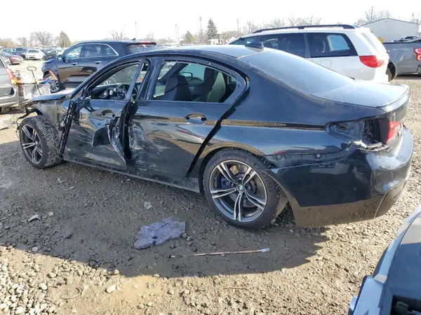 WBSJF0C55JB282323 2018 BMW M5 - Image 2