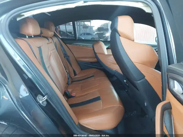WBSJF0C55KB448339 2019 BMW M5 - Image 8