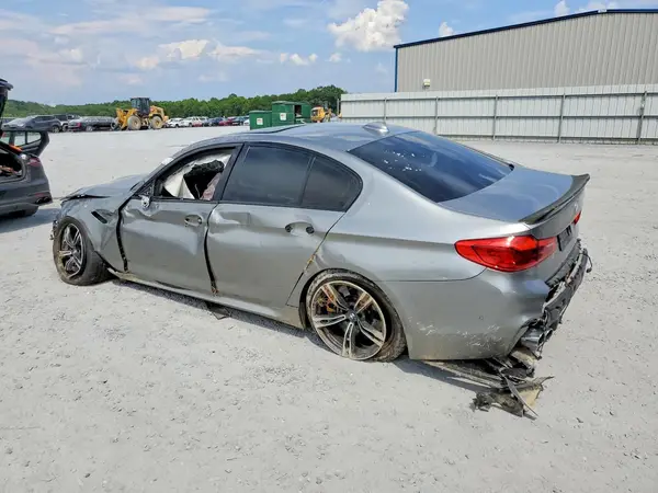 WBSJF0C56JB283626 2018 BMW M5 - Image 2